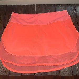 EUC lululemon skirt